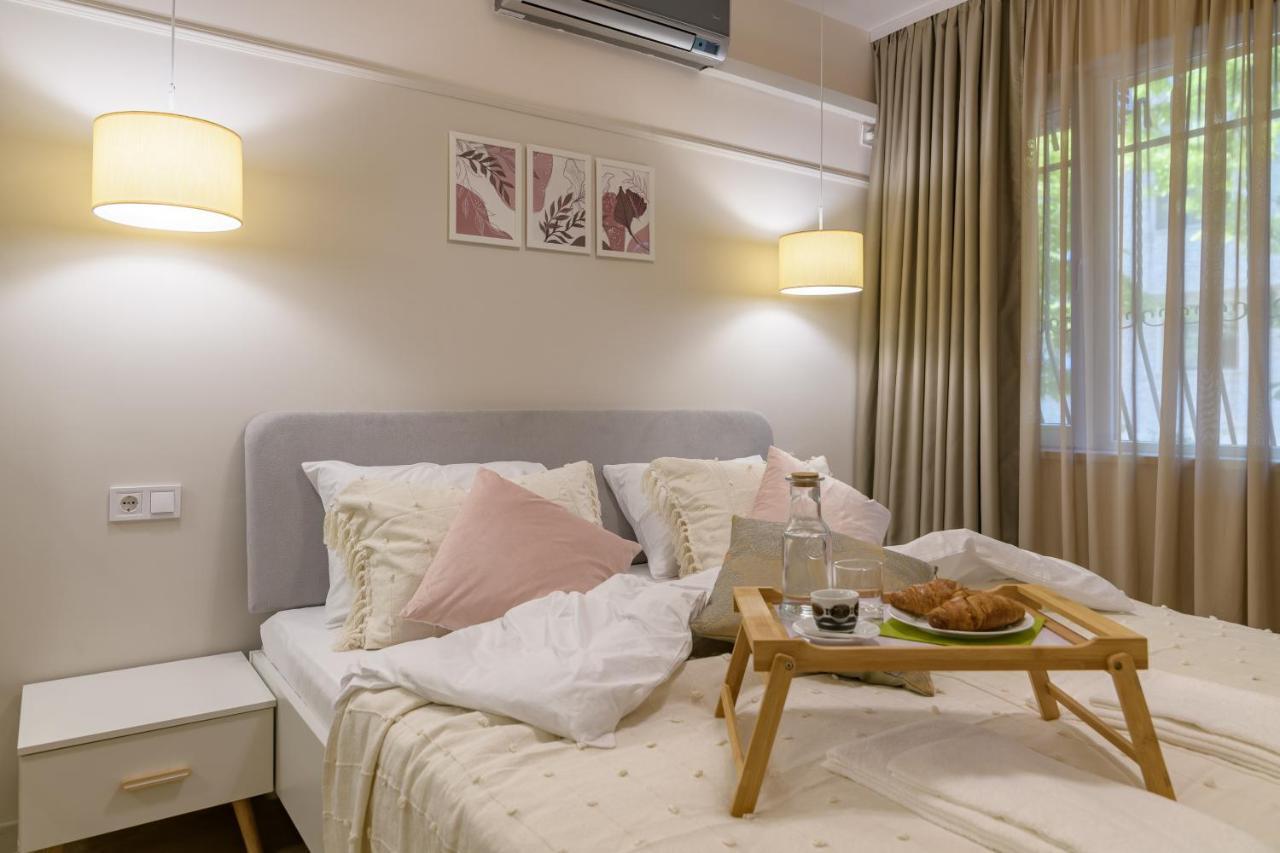 Black Sea Dolphin Apartment Варна Экстерьер фото
